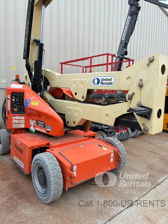 2016 JLG E400AJPN Articulating Boom Lift