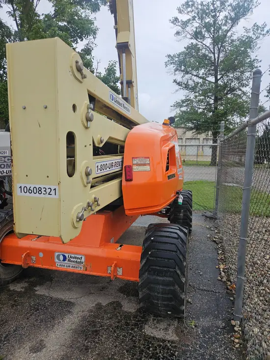 2017 JLG 450AJ Articulating Boom Lift