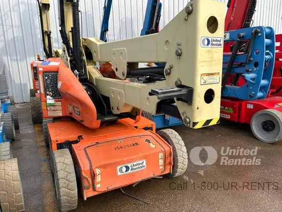 2015 JLG E400AJPN Articulating Boom Lift