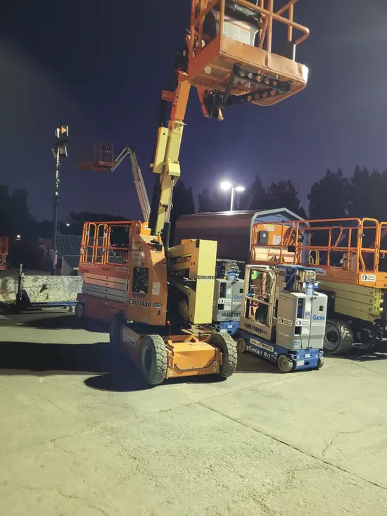2017 JLG E300AJP Articulating Boom Lift