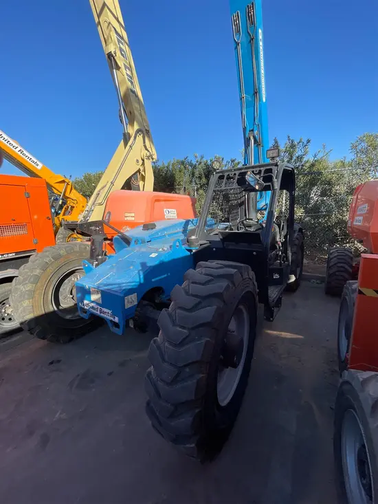 2015 Genie GTH-844 Forklift