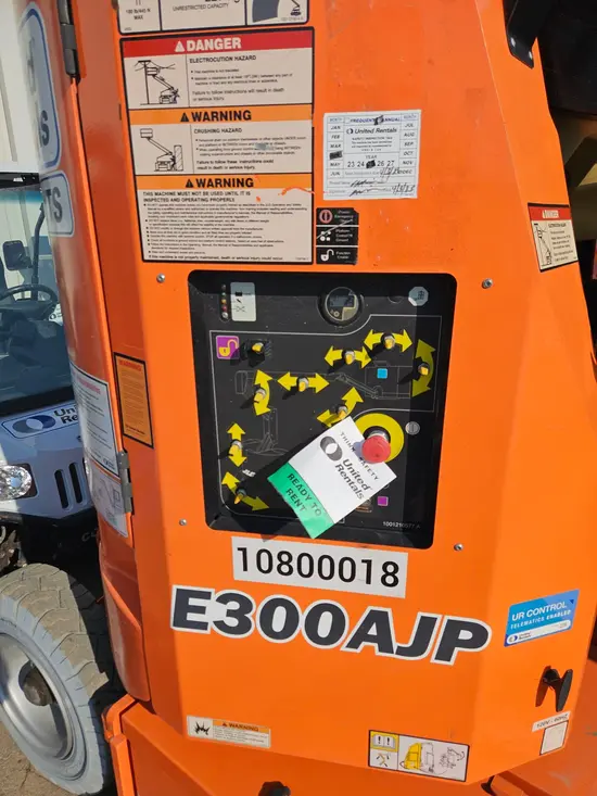2018 JLG E300AJP Articulating Boom Lift