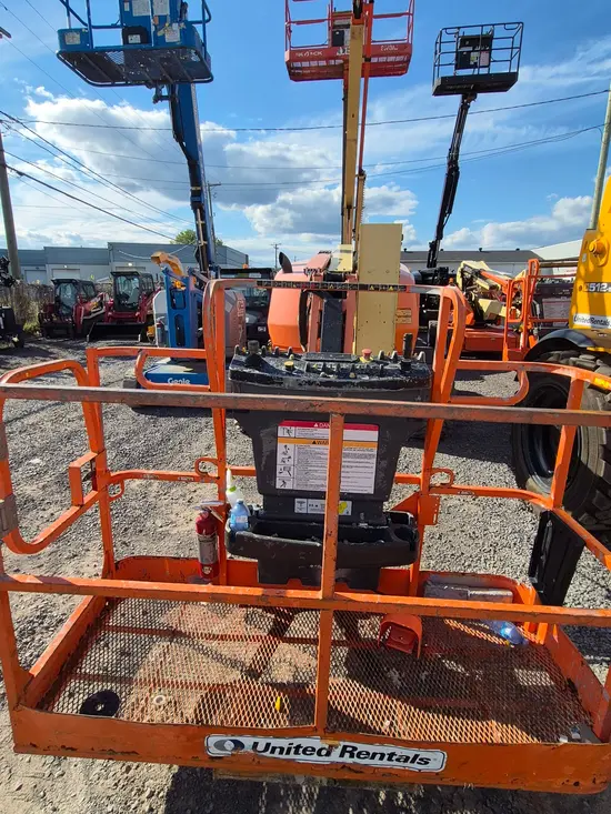 2017 JLG 450AJ Articulating Boom Lift