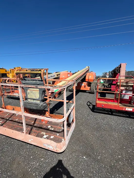 2017 JLG 800S Boom Lift