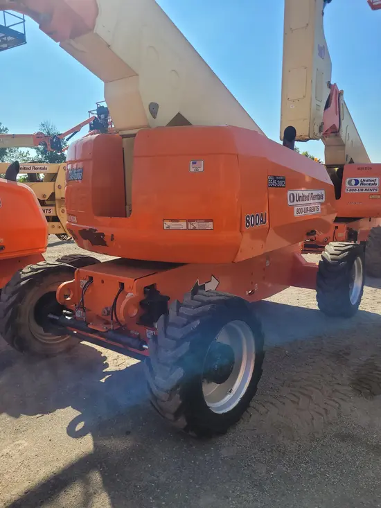 2015 JLG 800AJ Articulating Boom Lift