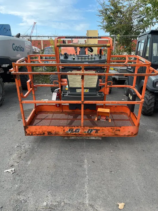 2017 JLG 450AJ Articulating Boom Lift