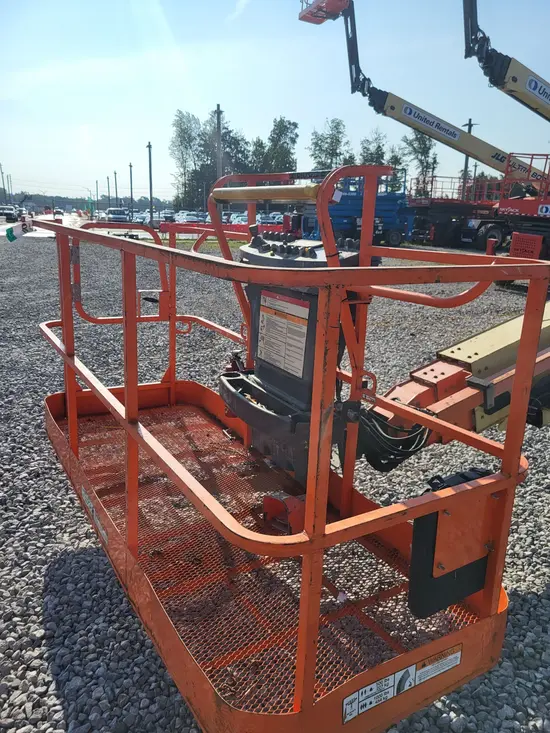 2017 JLG 600S Boom Lift