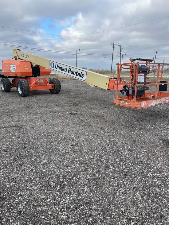 2016 JLG 800S Boom Lift