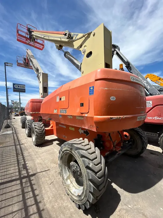2017 JLG 800S Boom Lift