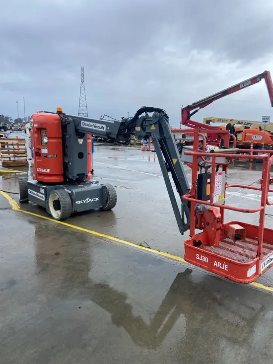 2017 Skyjack SJ30ARJE Articulating Boom Lift