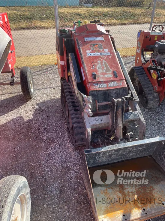 2020 Ditch Witch SK600 Track Loader