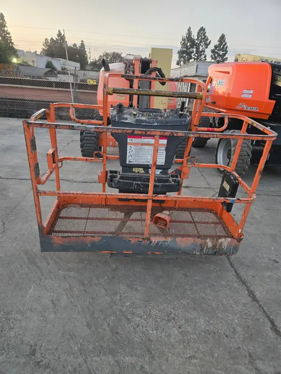 2017 JLG 450AJ Articulating Boom Lift