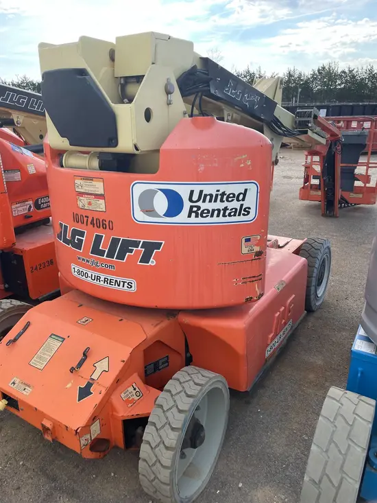 2012 JLG E400AJPN Articulating Boom Lift