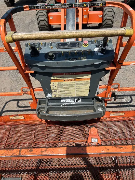 2017 JLG 600AJ Articulating Boom Lift