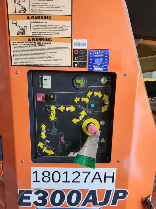 2016 JLG E300AJP Articulating Boom Lift