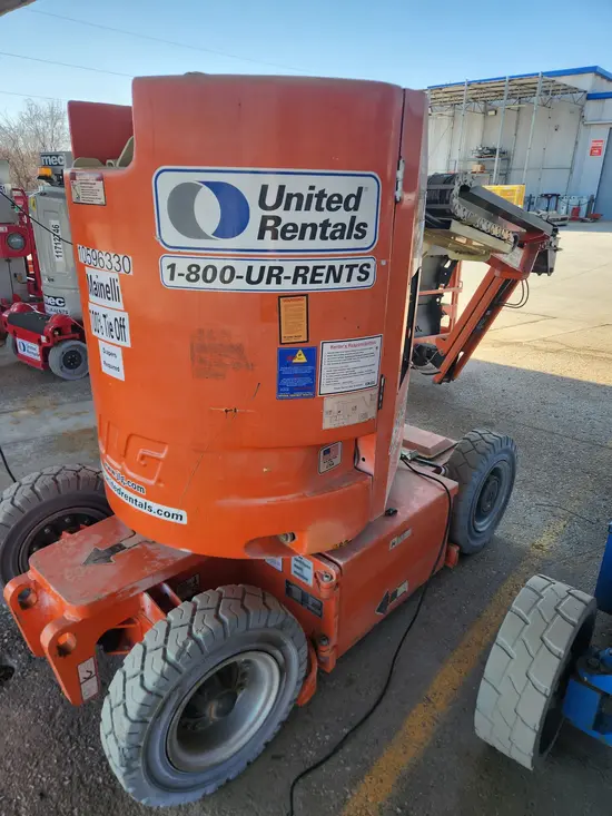 2017 JLG E300AJP Articulating Boom Lift