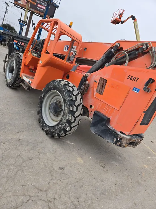 2017 SKYTRAK 10054 Forklift