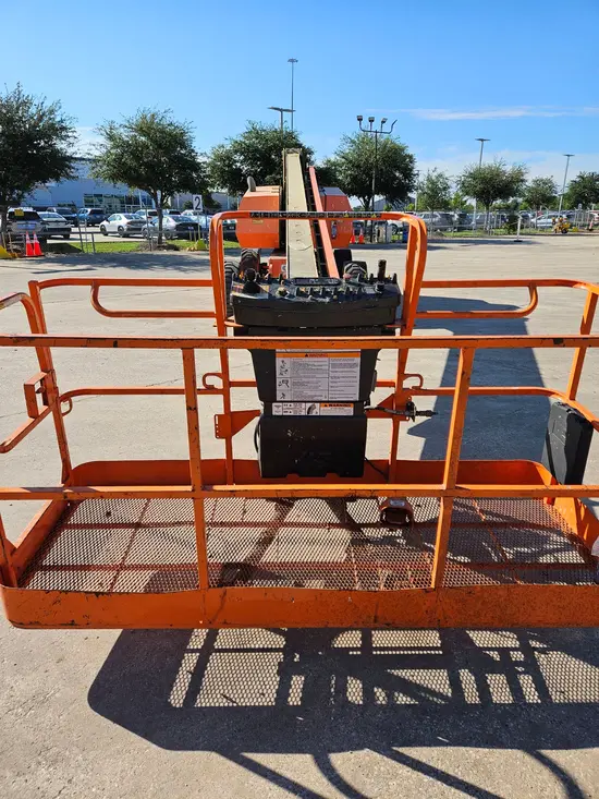 2017 JLG 800S Boom Lift