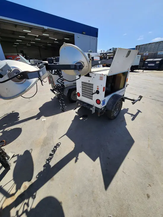 2018 Magnum Pro MLT3060 Portable Light Tower