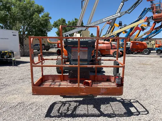 2017 JLG 450AJ Articulating Boom Lift