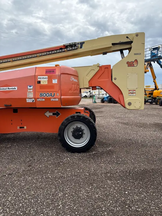 2016 JLG 800AJ Articulating Boom Lift