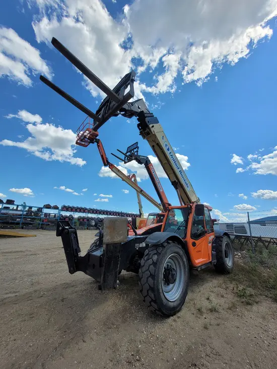 2021 JLG 1055 Forklift