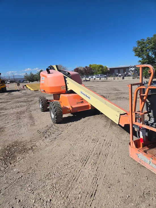 2017 JLG 400S Boom Lift
