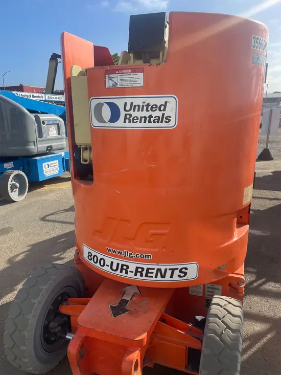 2016 JLG E300AJP Articulating Boom Lift