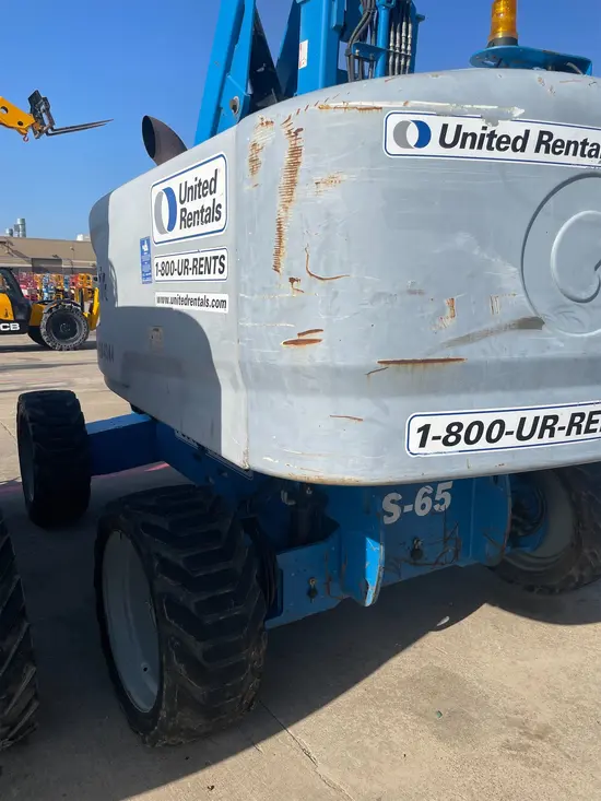 2014 Genie S-65 Boom Lift