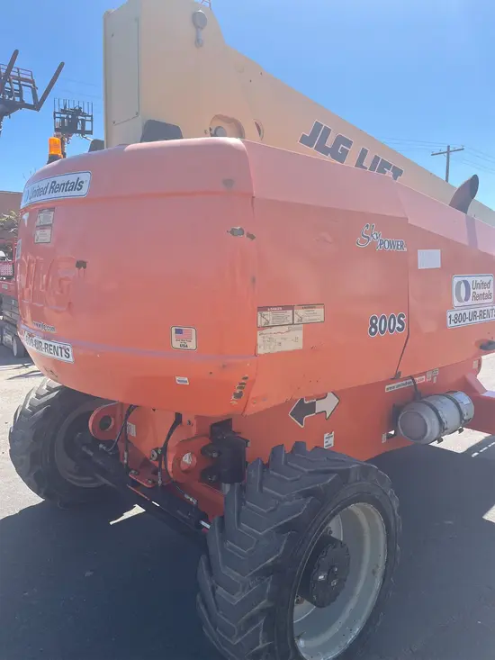 2017 JLG 800S Boom Lift
