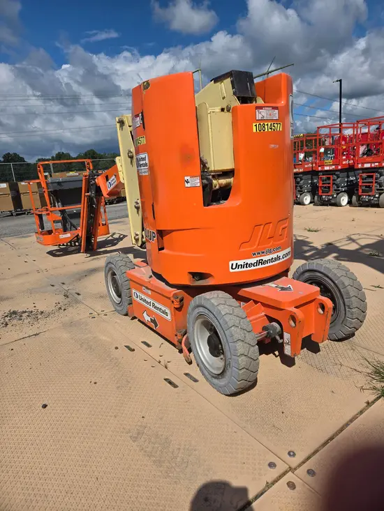 2018 JLG E300AJP Articulating Boom Lift