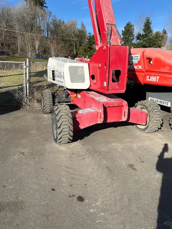 2017 MEC 60J-D Boom Lift