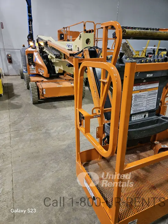 2017 JLG E450AJ Articulating Boom Lift