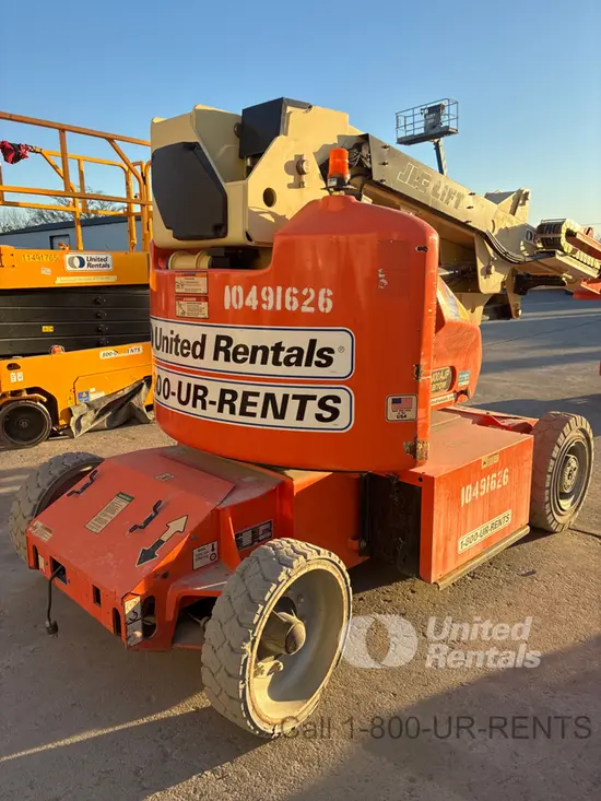 2016 JLG E400AJPN Articulating Boom Lift