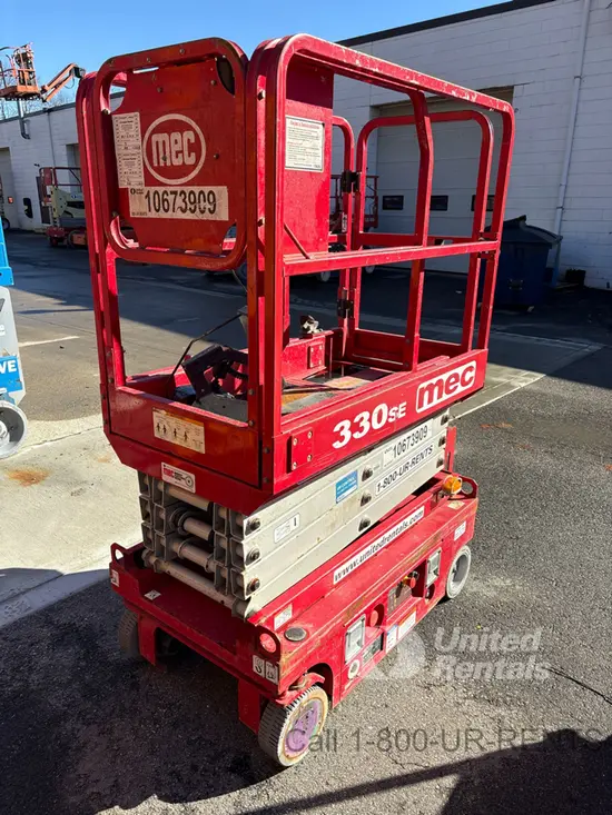 2017 MEC 1330SE Scissor Lift
