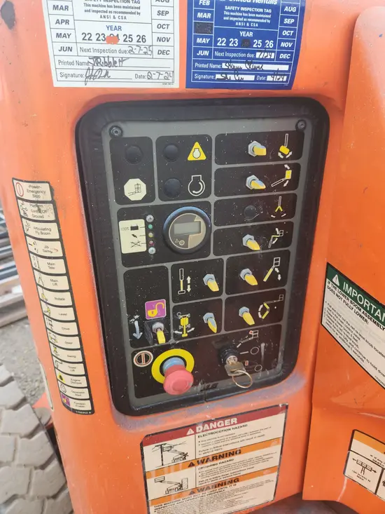 2016 JLG E450AJ Articulating Boom Lift