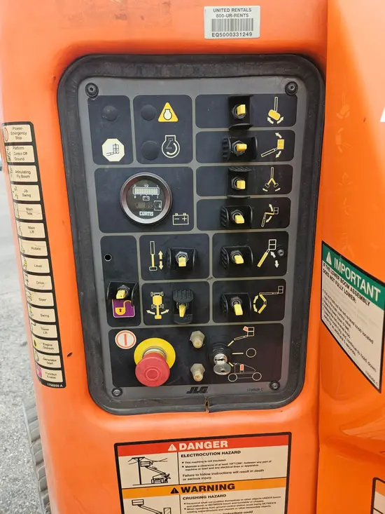 2013 JLG E400AJPN Articulating Boom Lift