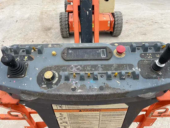 2016 JLG E450AJ Articulating Boom Lift
