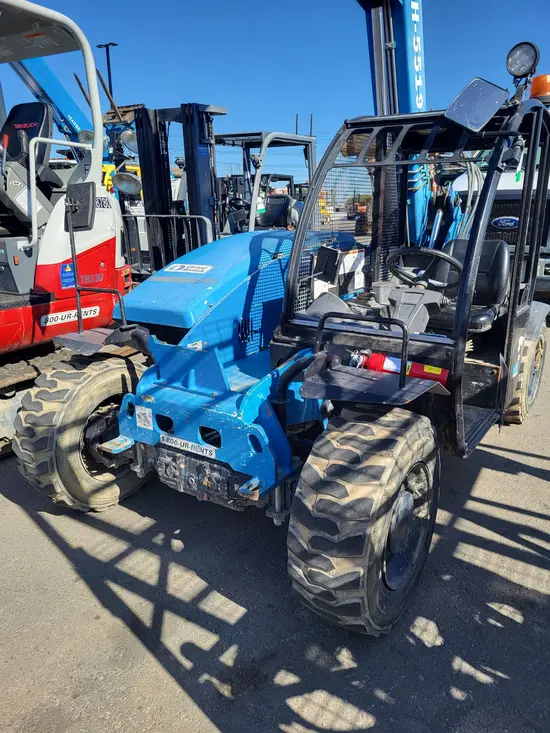 2017 Genie GTH-5519 Forklift