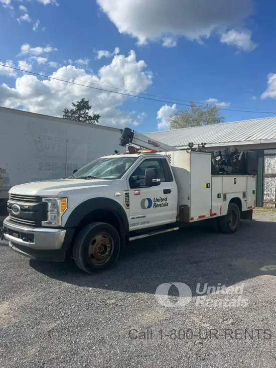 2017 Ford F550REGD4WD Crane Truck