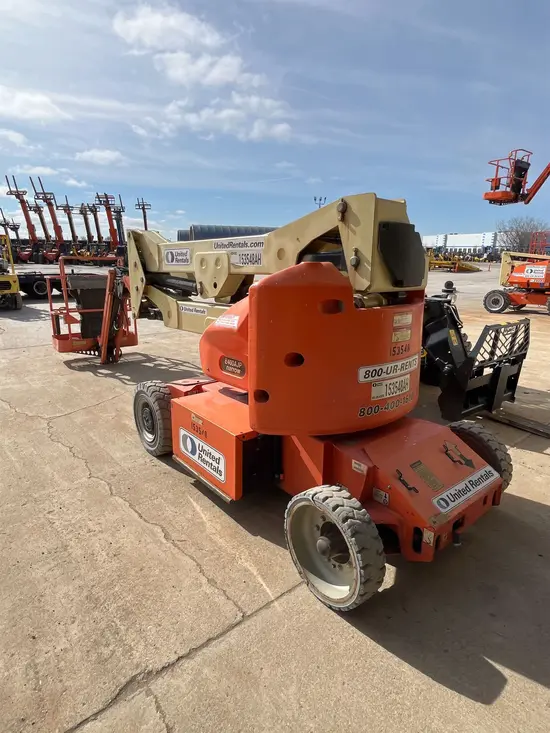 2015 JLG E400AJPN Articulating Boom Lift