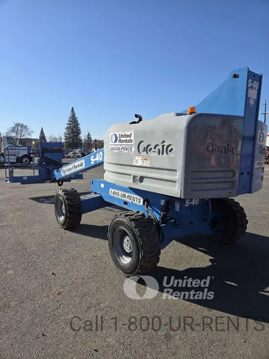 2017 Genie S-40 Boom Lift