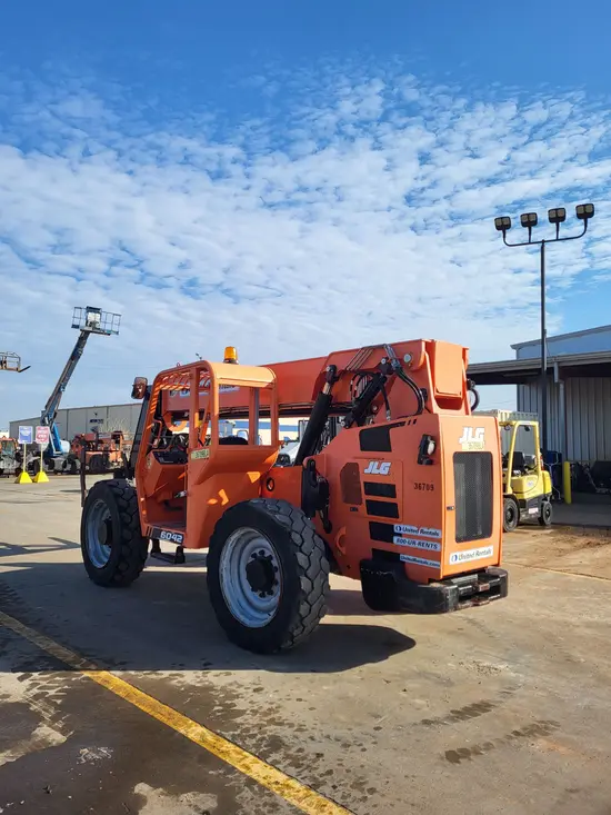 2016 SKYTRAK 6042 Forklift