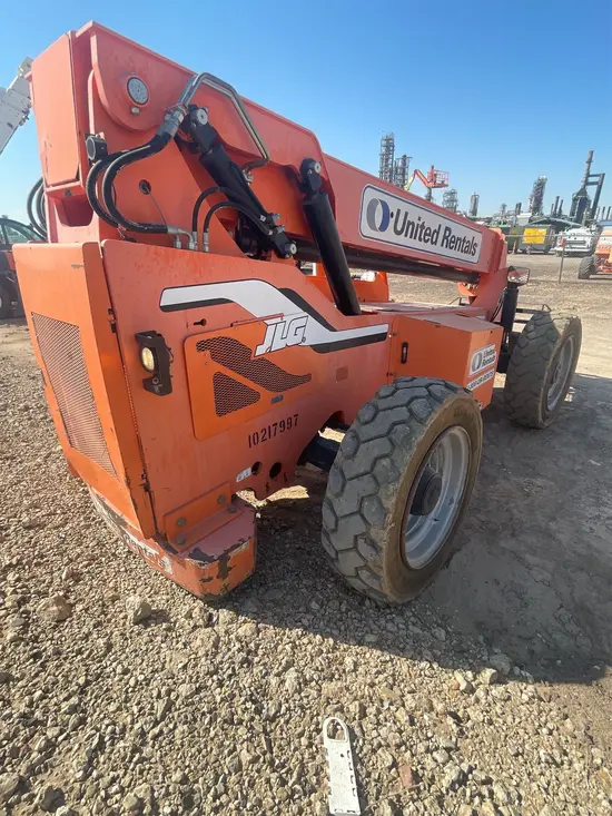 2014 SKYTRAK 6042 Forklift