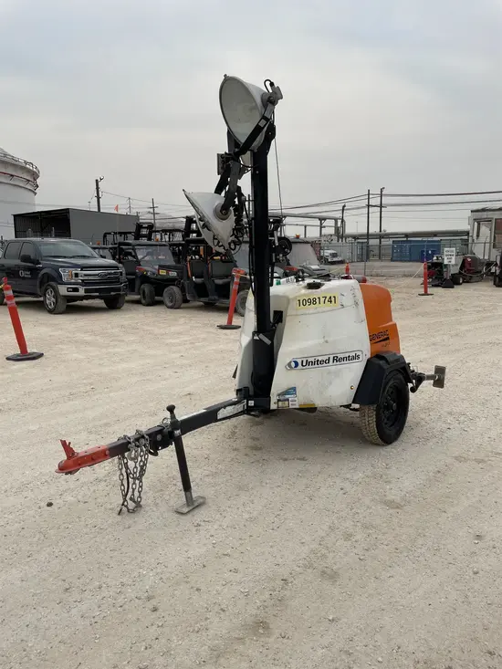 2019 Magnum Pro MLT6SM Portable Light Tower