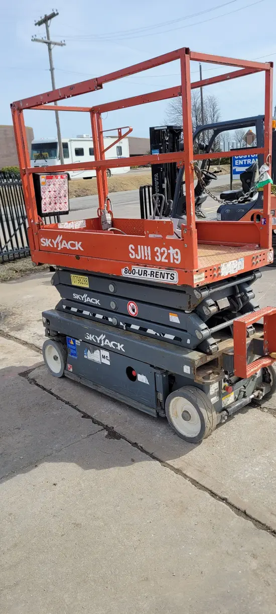 2018 Skyjack SJIII3219 Scissor Lift