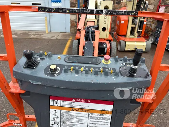 2015 JLG E400AJPN Articulating Boom Lift