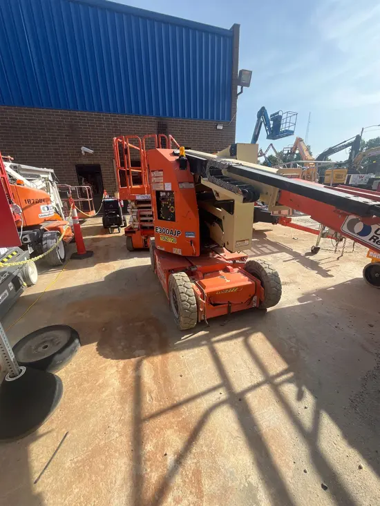2017 JLG E300AJP Articulating Boom Lift