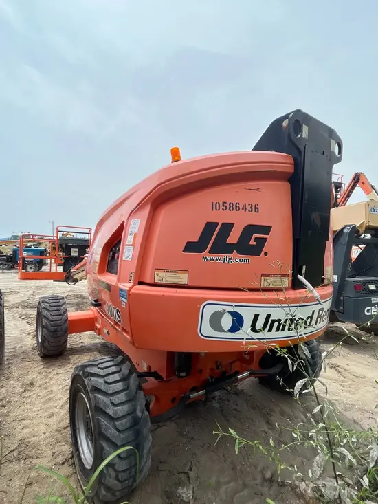 2017 JLG 400S Boom Lift