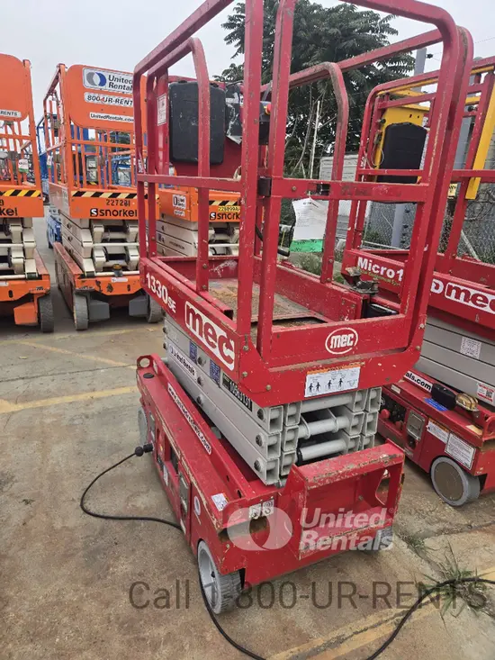 2017 MEC 1330SE Scissor Lift